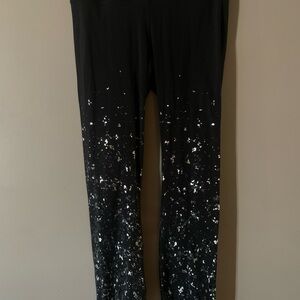 Lululemon Women's Black and Silver Leggings